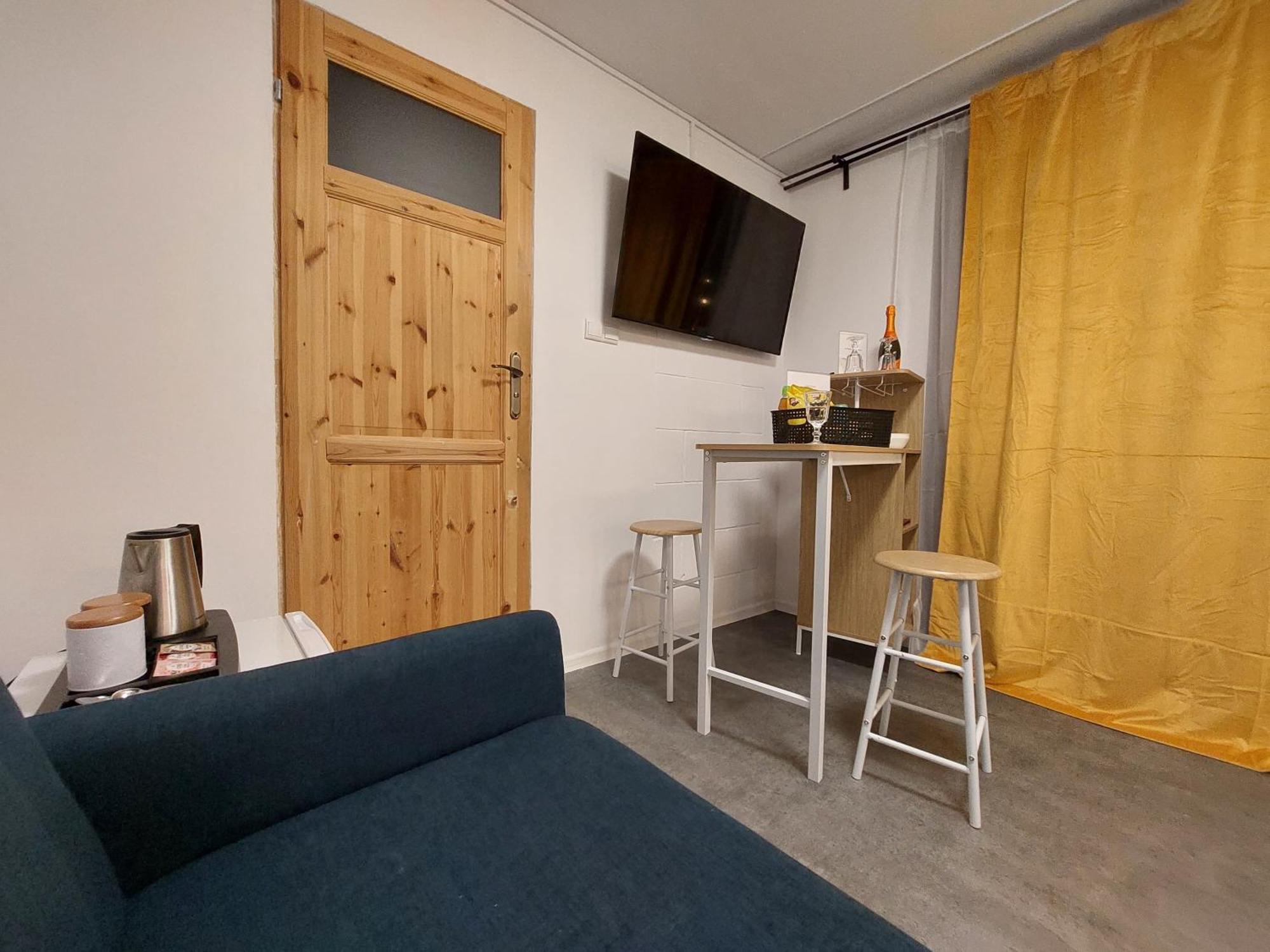 Flores Apartament Катовице Номер фото
